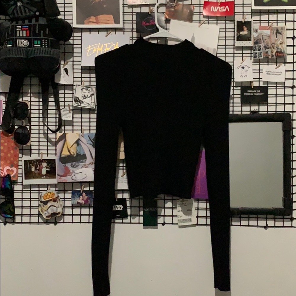 ⚫️ Black Ribbed Long Sleeve Turtleneck